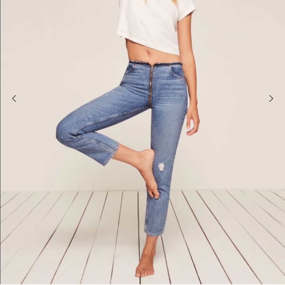 $148 REFORMATION CROPPED ZIPPER JEANS - Picture 2 of 5